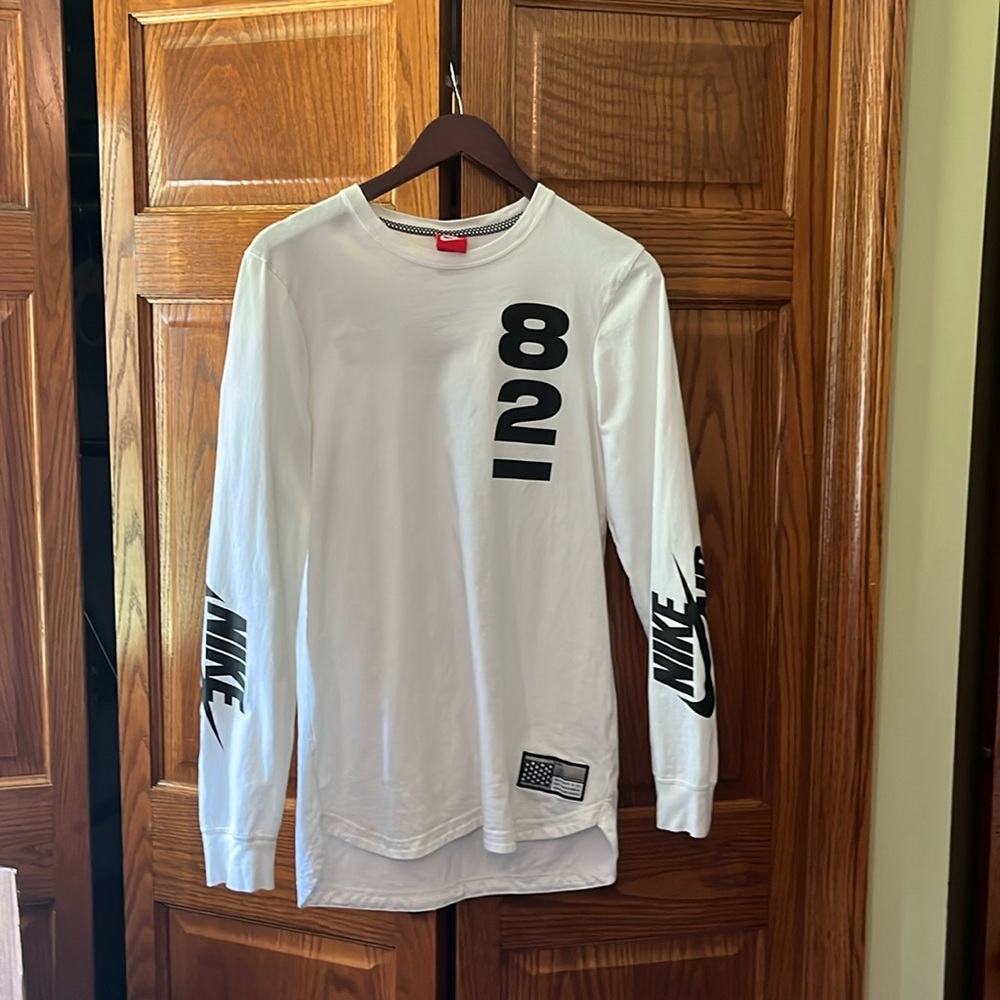 Nike Long Sleeve T-shirt